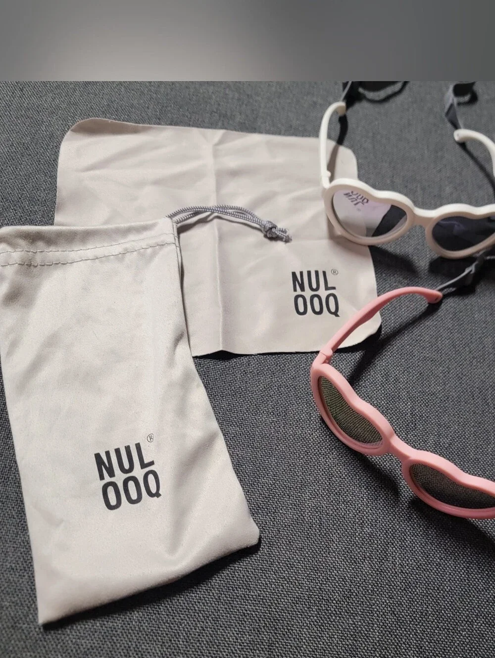 NULOOQ Kids Heart Sunglasses - Pink & White